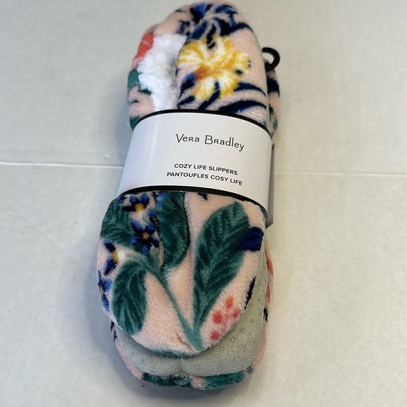 NWT! Vera Bradley Slippers size Small (5-6) - Picture 1 of 6